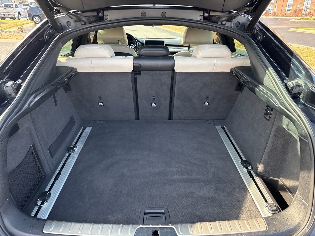 Used 2018 BMW X6 sDrive35i w/ M Sport Package image 36