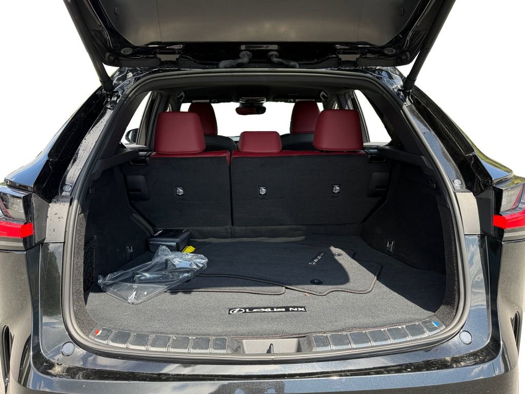 Certified 2024 Lexus NX 250 FWD w/ Towing Package (2000 Lbs) image 10
