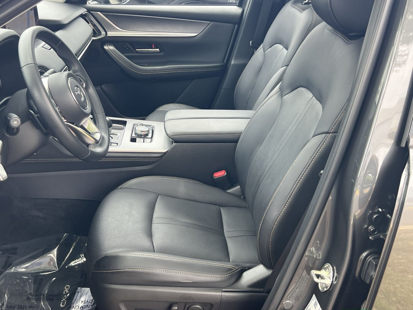 Used 2024 MAZDA CX-90 Plug-In Hybrid w/ Premium Pkg AWD/4WD image 11