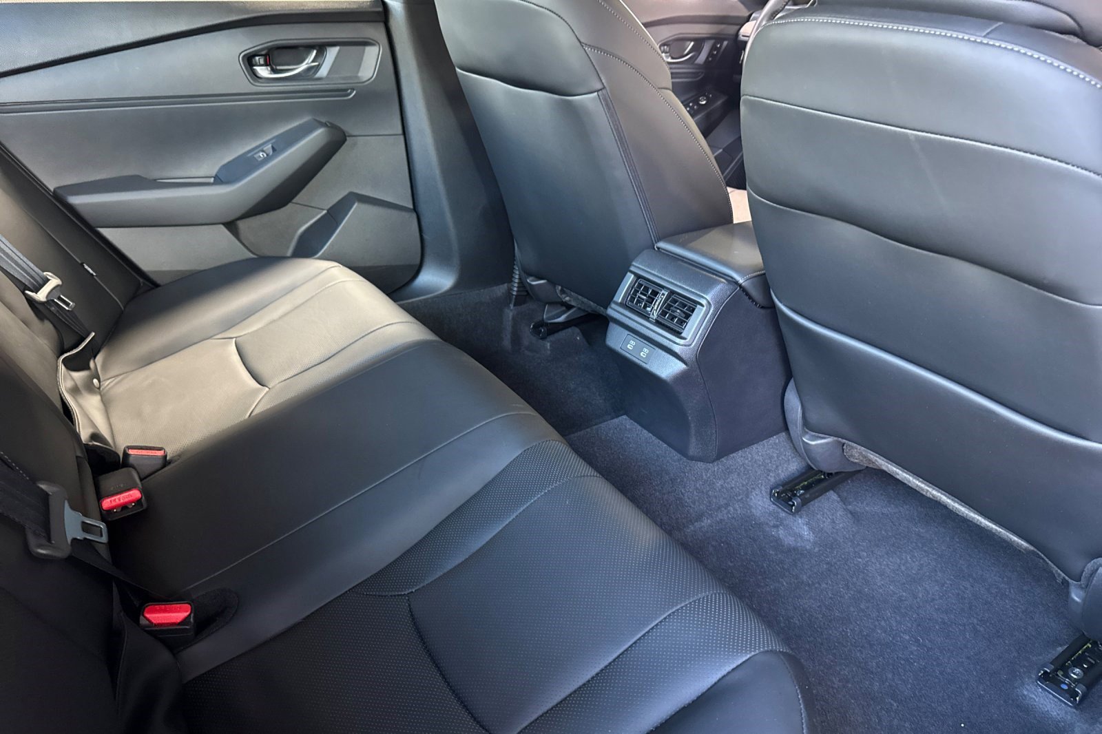 Used 2025 Honda Accord Sport image 30