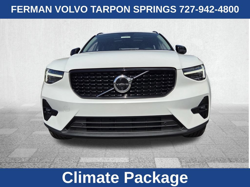 New 2026 Volvo XC40 B5 Plus w/ Climate Package AWD/4WD image 4