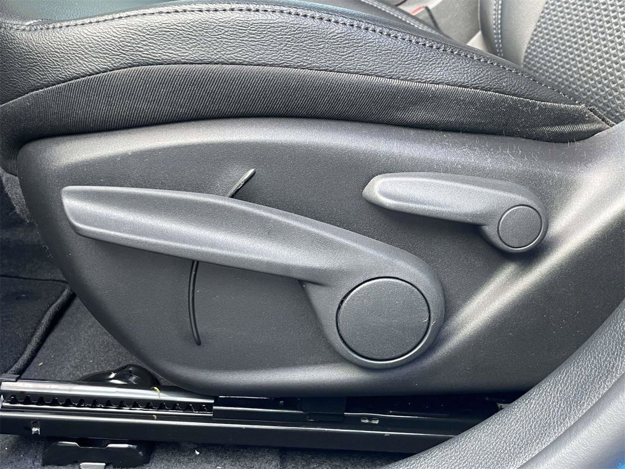 New 2026 Jeep Compass Latitude image 24