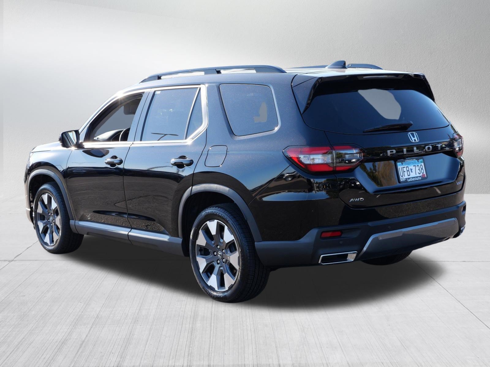 Certified 2026 Honda Pilot Elite image 5