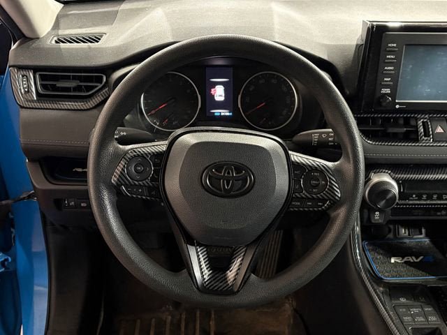 Certified 2020 Toyota RAV4 LE AWD/4WD image 14