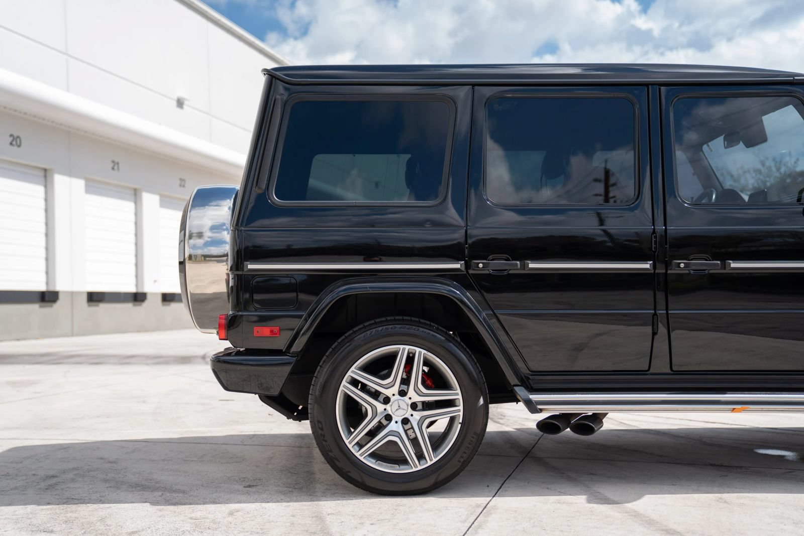 Used 2016 Mercedes-Benz G 63 AMG 4MATIC image 16