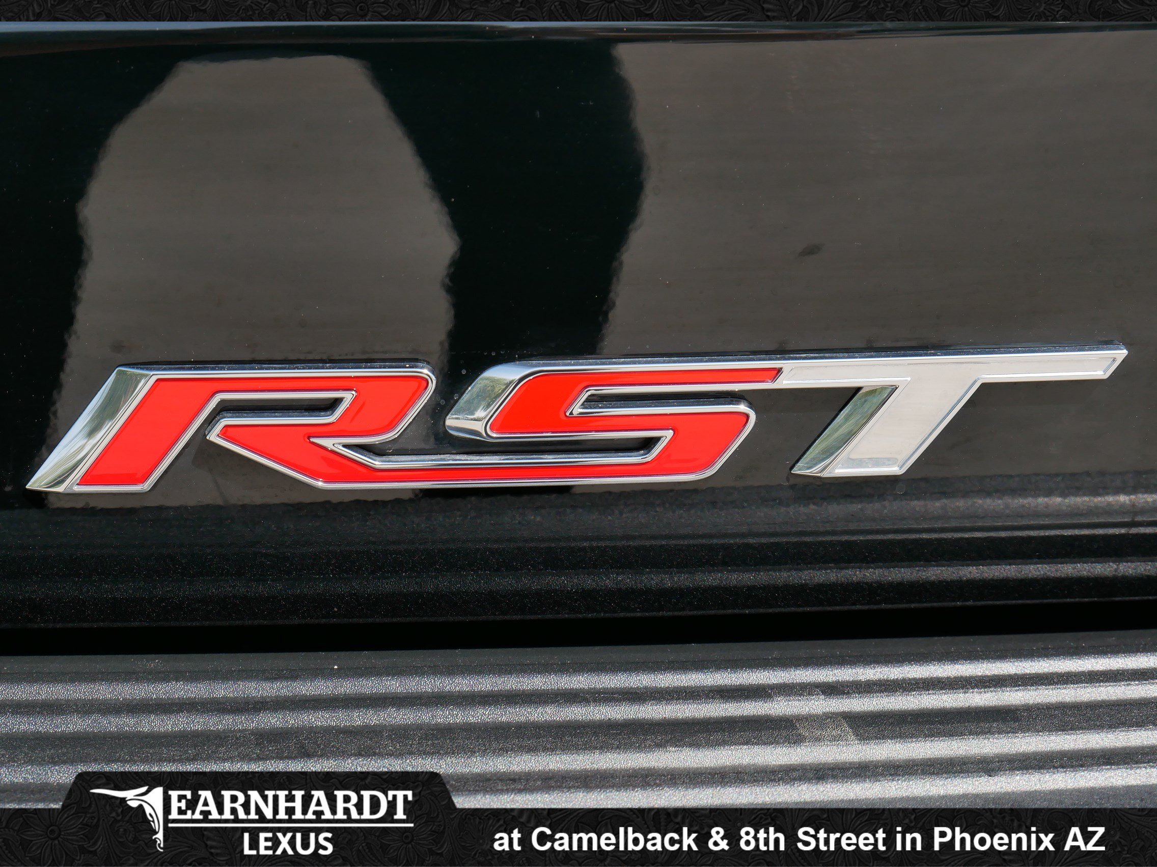 Used 2025 Chevrolet Suburban RST w/ Sun And Tow Package AWD/4WD image 44