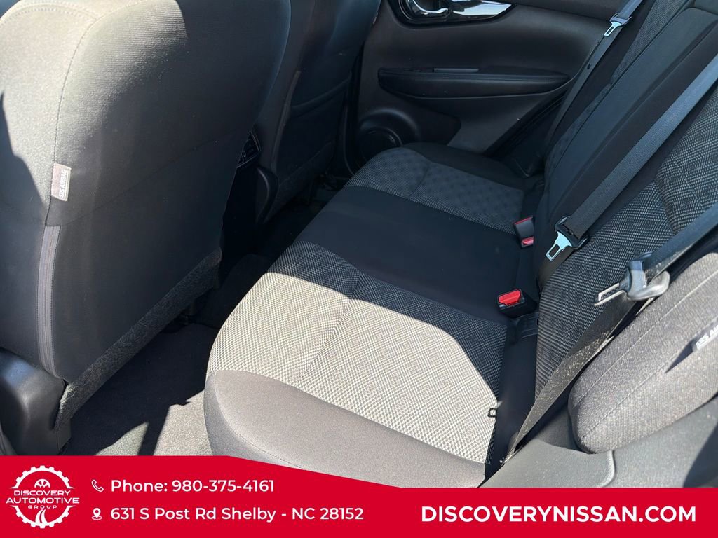 Certified 2022 Nissan Rogue Sport SV image 31