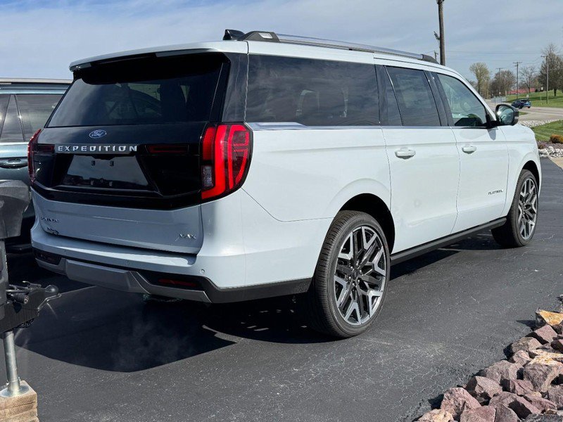 New 2026 Ford Expedition Max Platinum AWD/4WD image 3