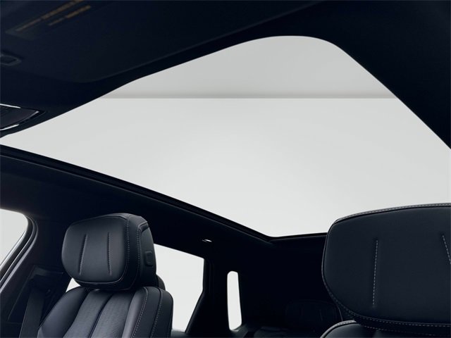 New 2026 Cadillac Lyriq Sport image 9