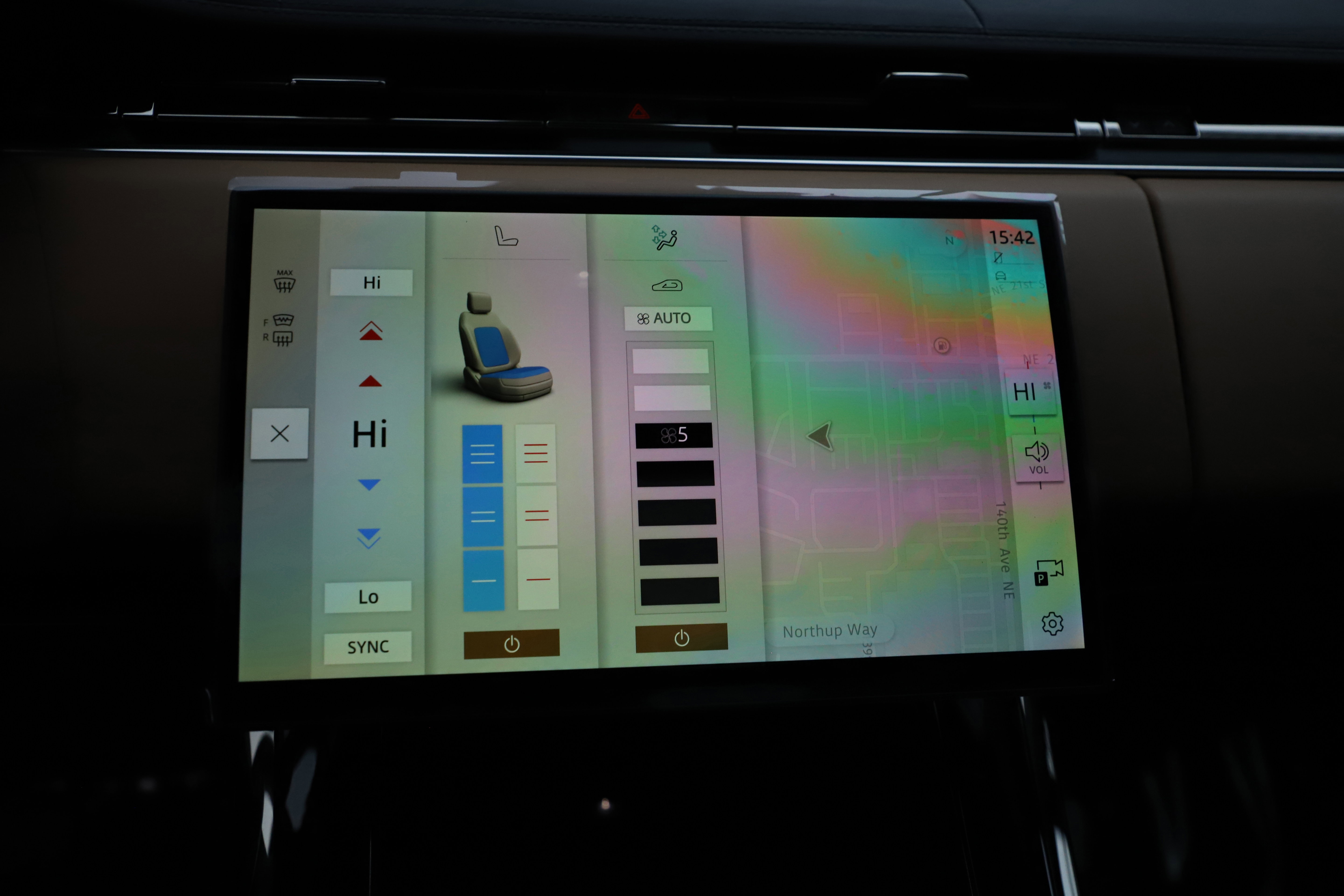 New 2025 Land Rover Range Rover Sport SE image 26