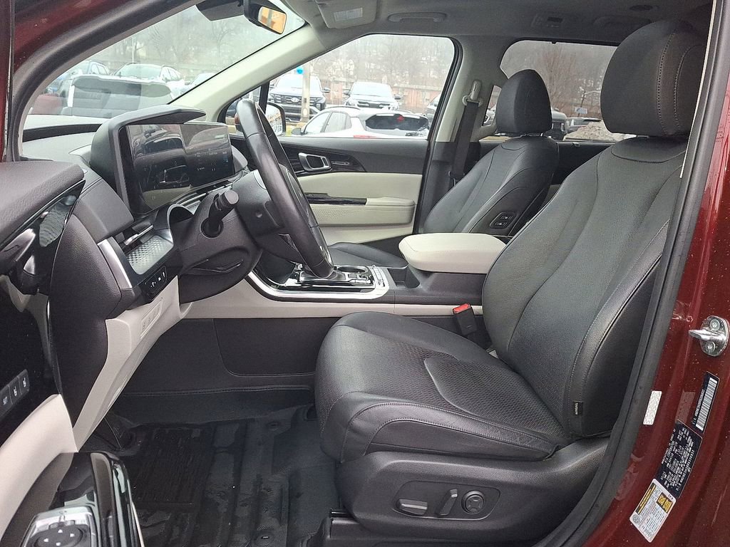 Used 2024 Kia Carnival SX Prestige FWD image 14