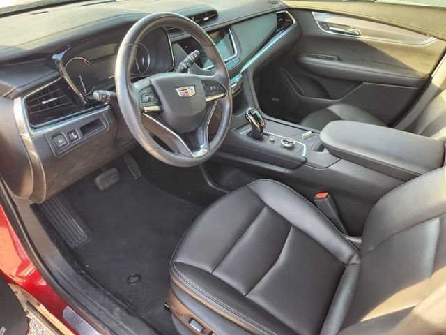 Used 2024 Cadillac XT6 Luxury FWD image 8