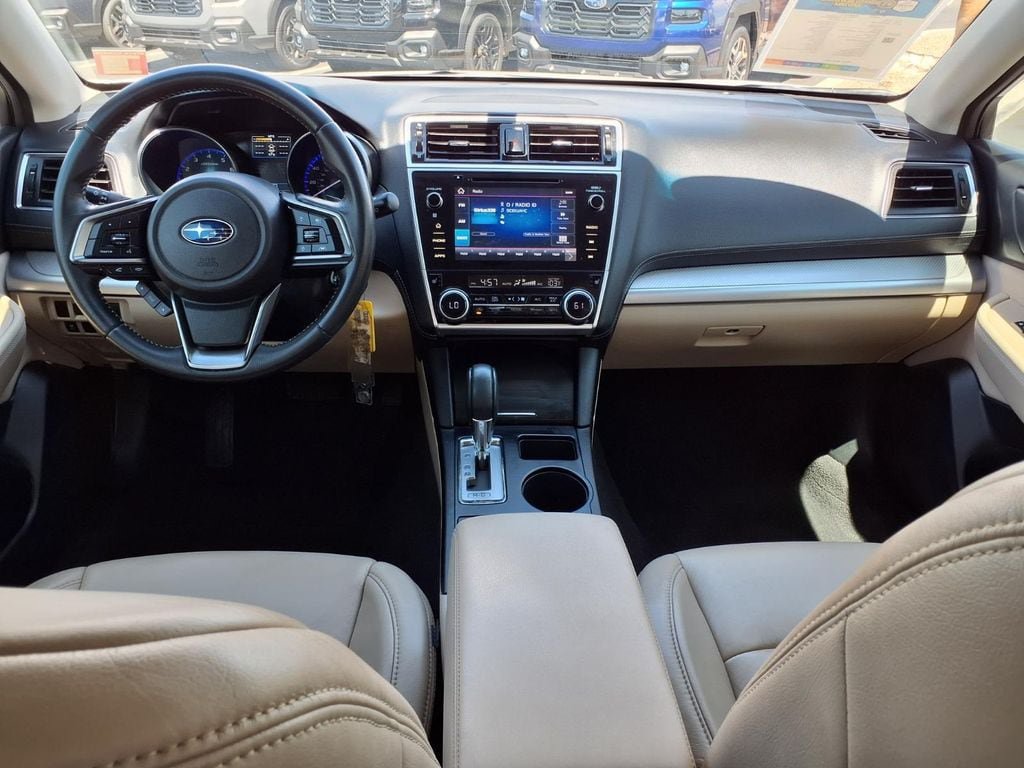 Used 2019 Subaru Outback 2.5i Premium AWD/4WD image 2