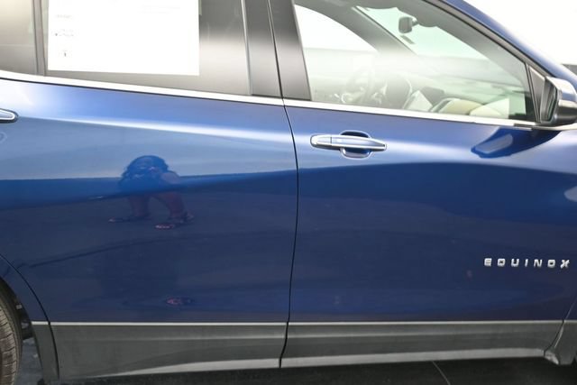 Used 2023 Chevrolet Equinox Premier AWD/4WD image 42