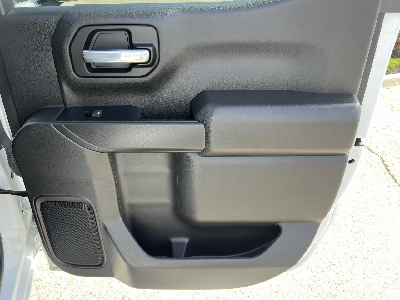 Used 2022 Chevrolet Silverado 1500 LT image 25