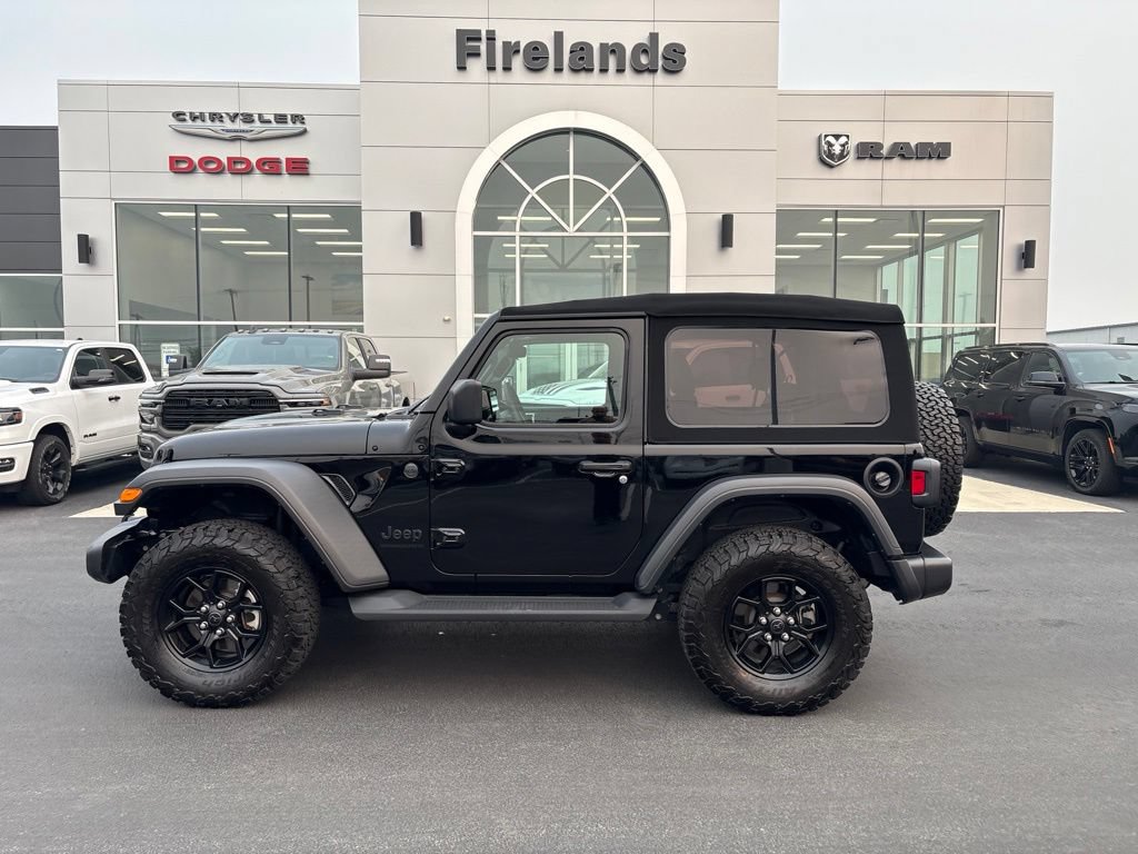 Used 2024 Jeep Wrangler Sport AWD/4WD image 2