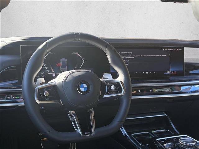 Used 2025 BMW 740i w/ Premium Package RWD image 13