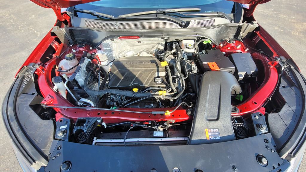 Used 2024 Chevrolet Trax RS w/ Driver Confidence Package image 17