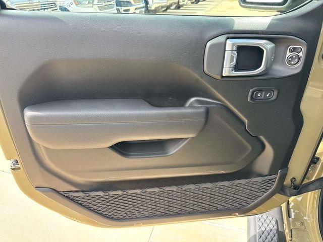 New 2026 Jeep Gladiator Sport AWD/4WD image 21