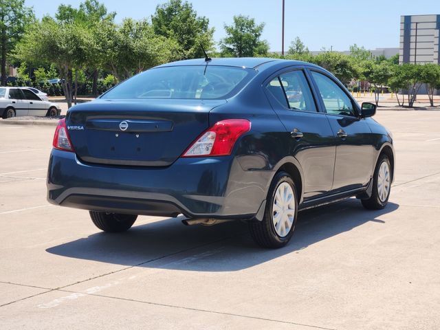 Used 2016 Nissan Versa S FWD image 5