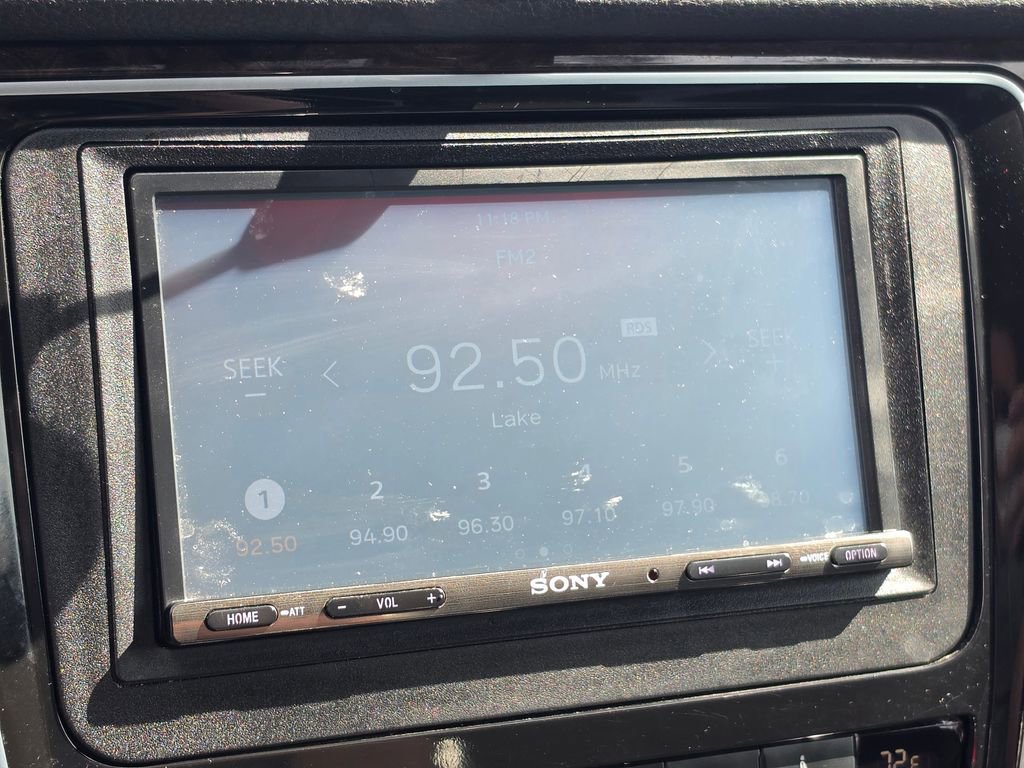 Used 2015 Volkswagen Passat TDI SEL Premium image 19