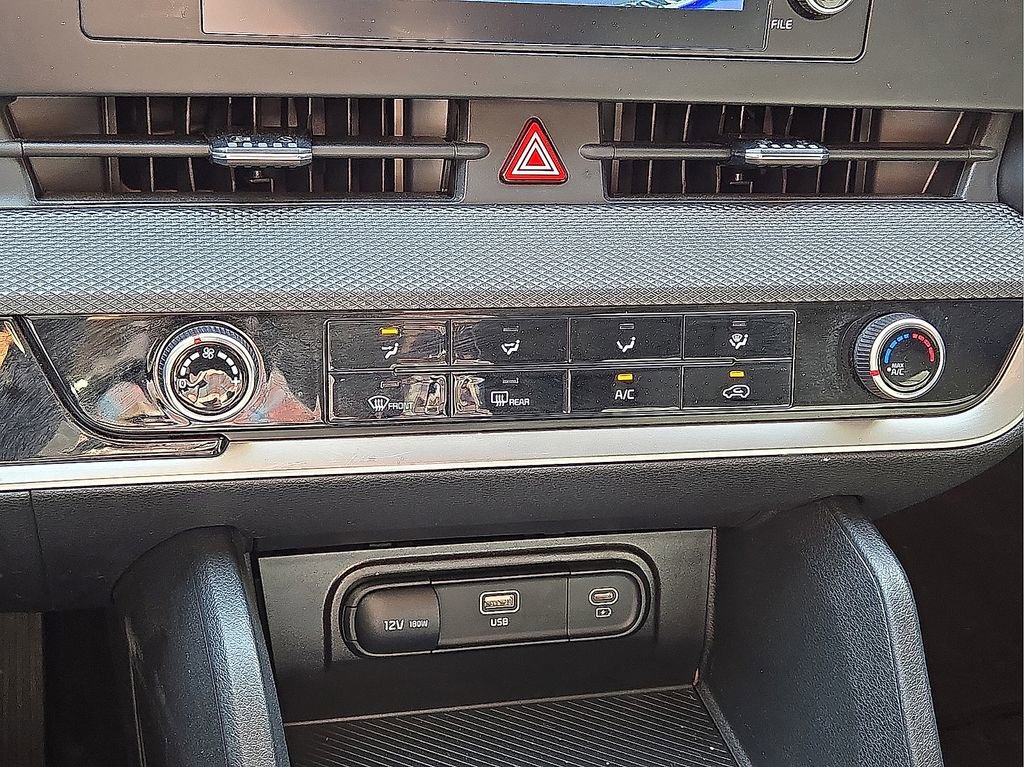 Used 2024 Kia Sportage LX image 26