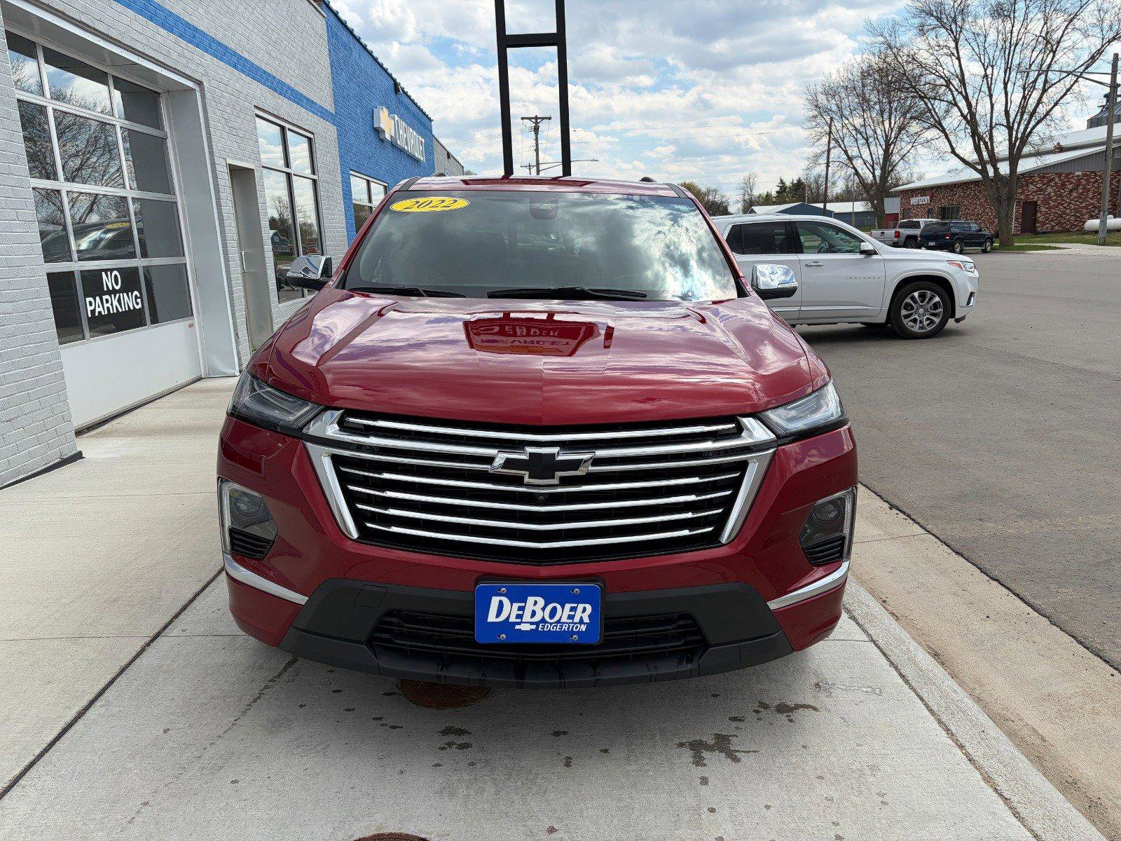 Used 2022 Chevrolet Traverse Premier w/ LPO, Floor Liner Package AWD/4WD image 7