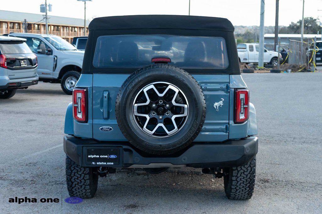 Used 2022 Ford Bronco Outer Banks image 6