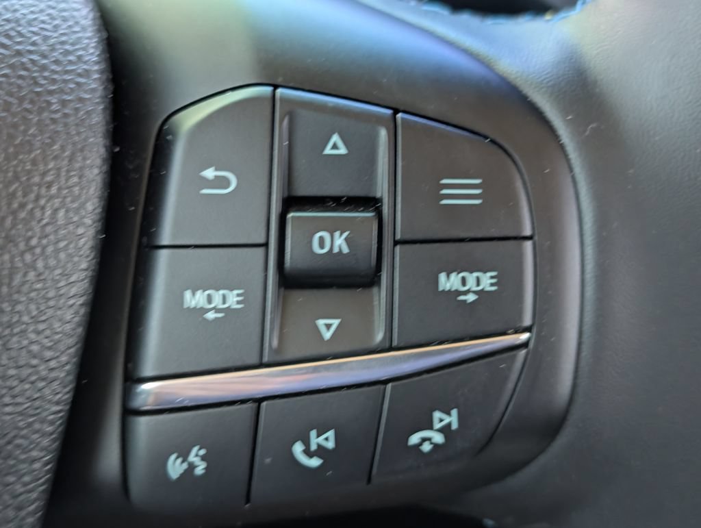 Used 2025 Ford Maverick Lobo AWD/4WD image 14