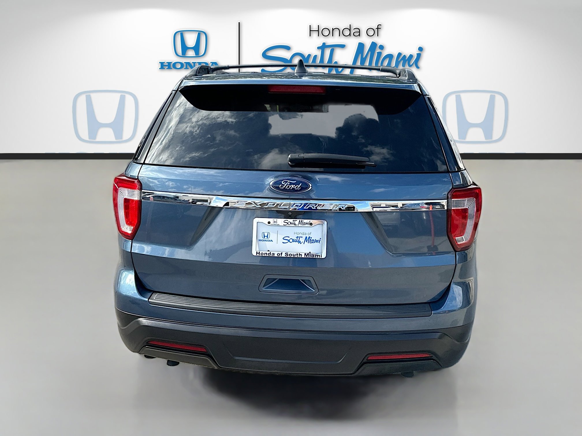 Used 2019 Ford Explorer FWD image 6