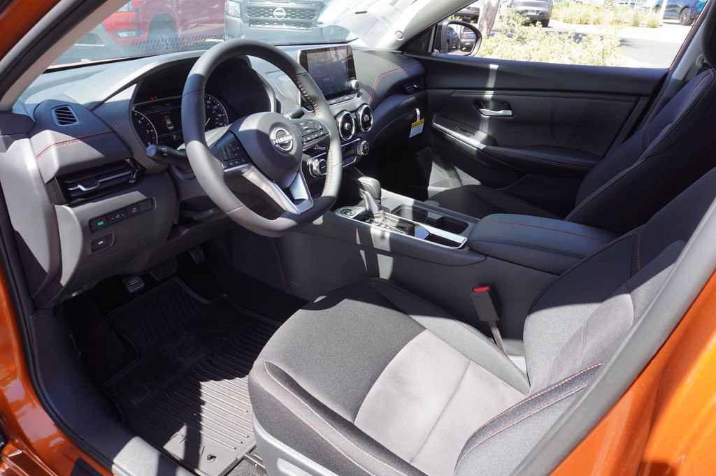 Certified 2025 Nissan Sentra SR w/ Trunk Package image 16