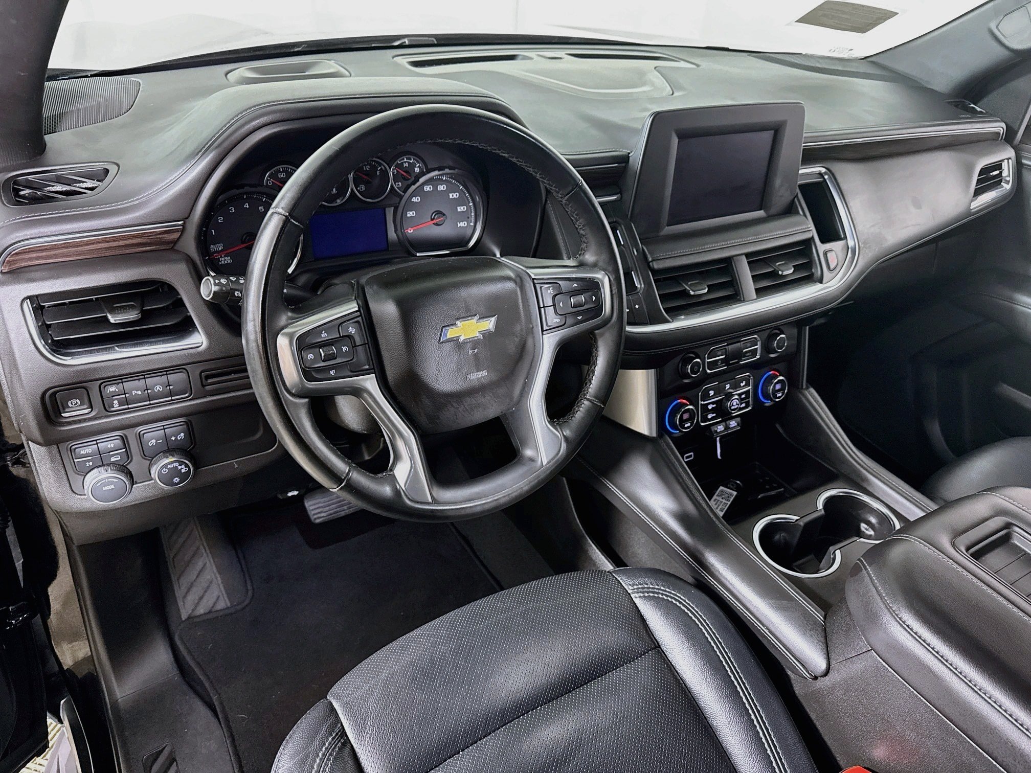 Used 2023 Chevrolet Suburban LS AWD/4WD image 10