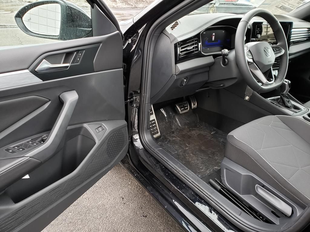 New 2026 Volkswagen Jetta Sport FWD image 6