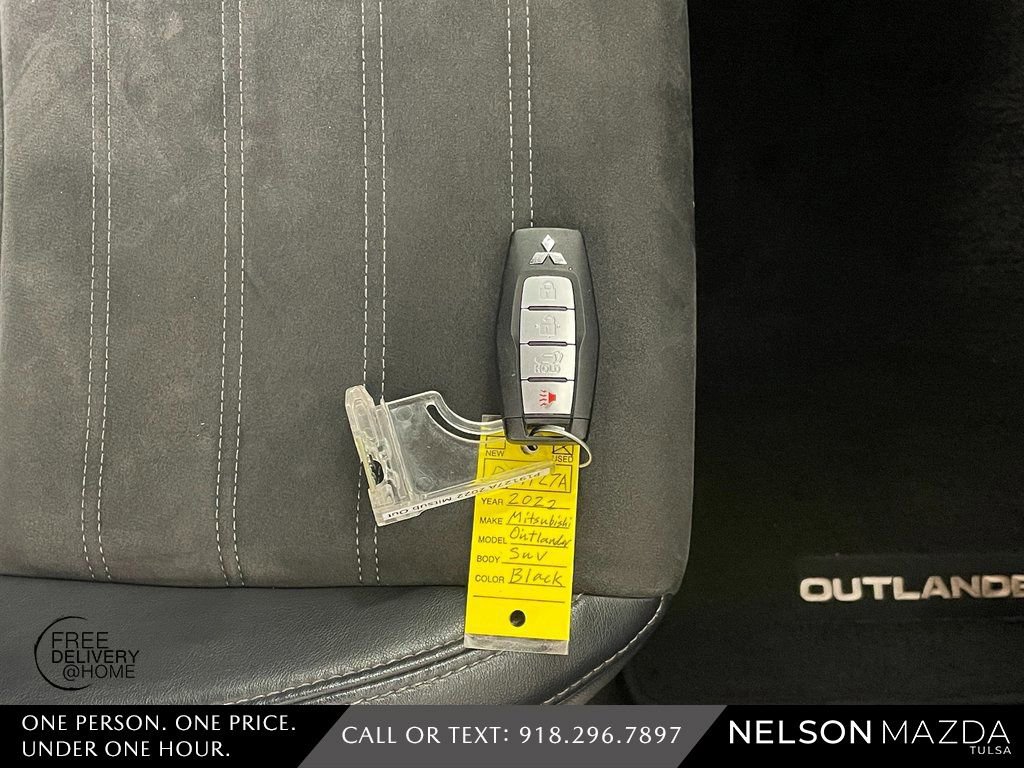 Used 2022 Mitsubishi Outlander SE image 49