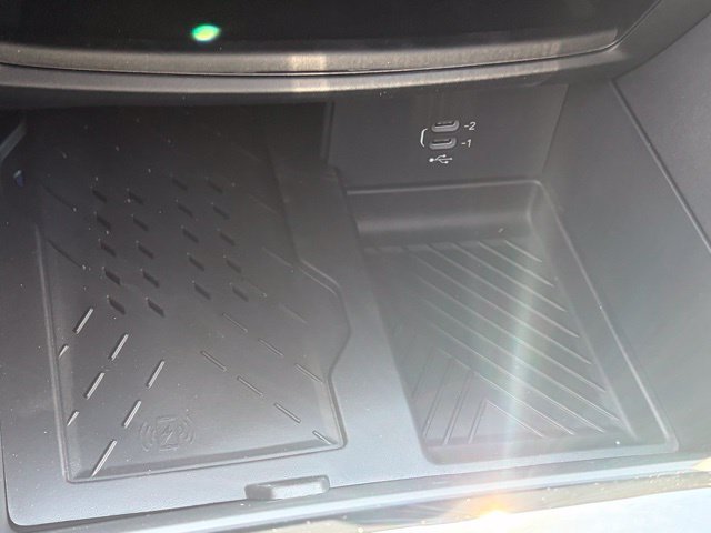 New 2026 Chrysler Pacifica Limited FWD image 22