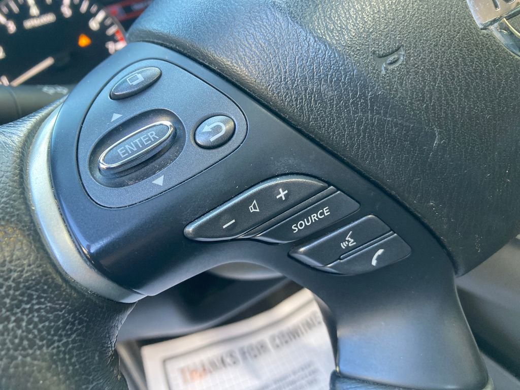 Used 2020 Nissan Pathfinder Platinum image 38