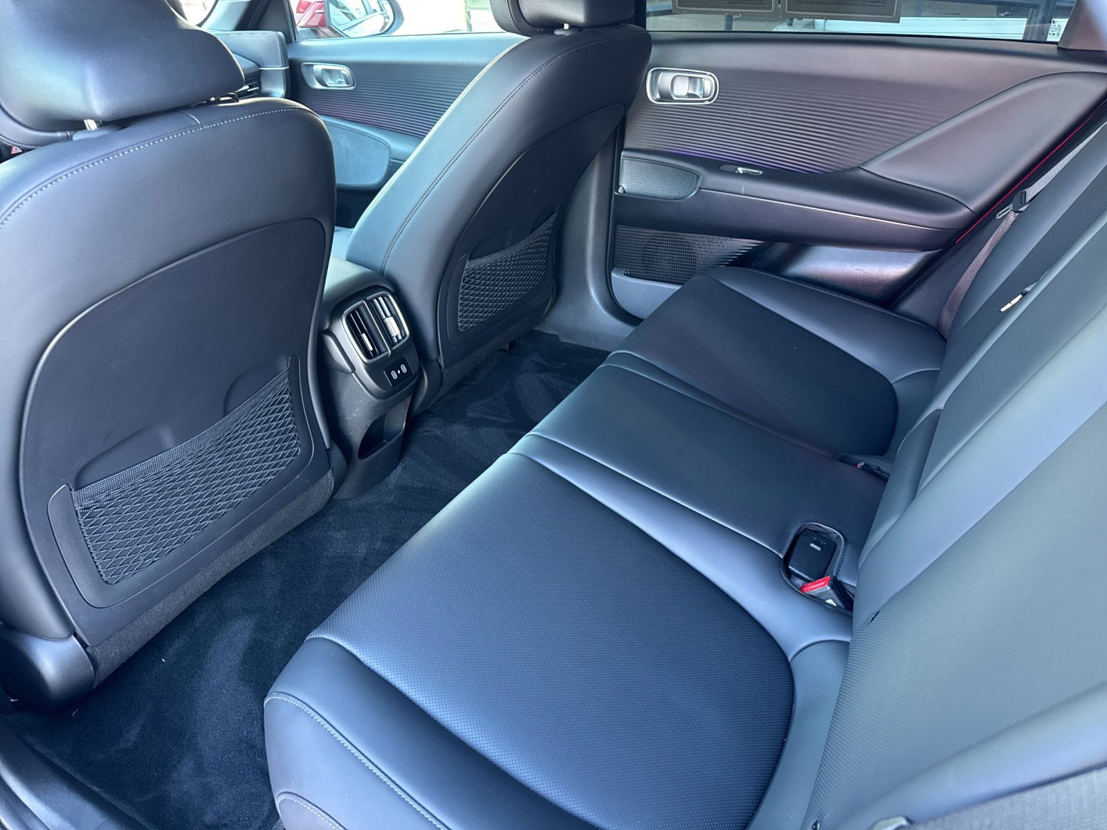 Used 2025 Hyundai Ioniq 6 SEL image 12