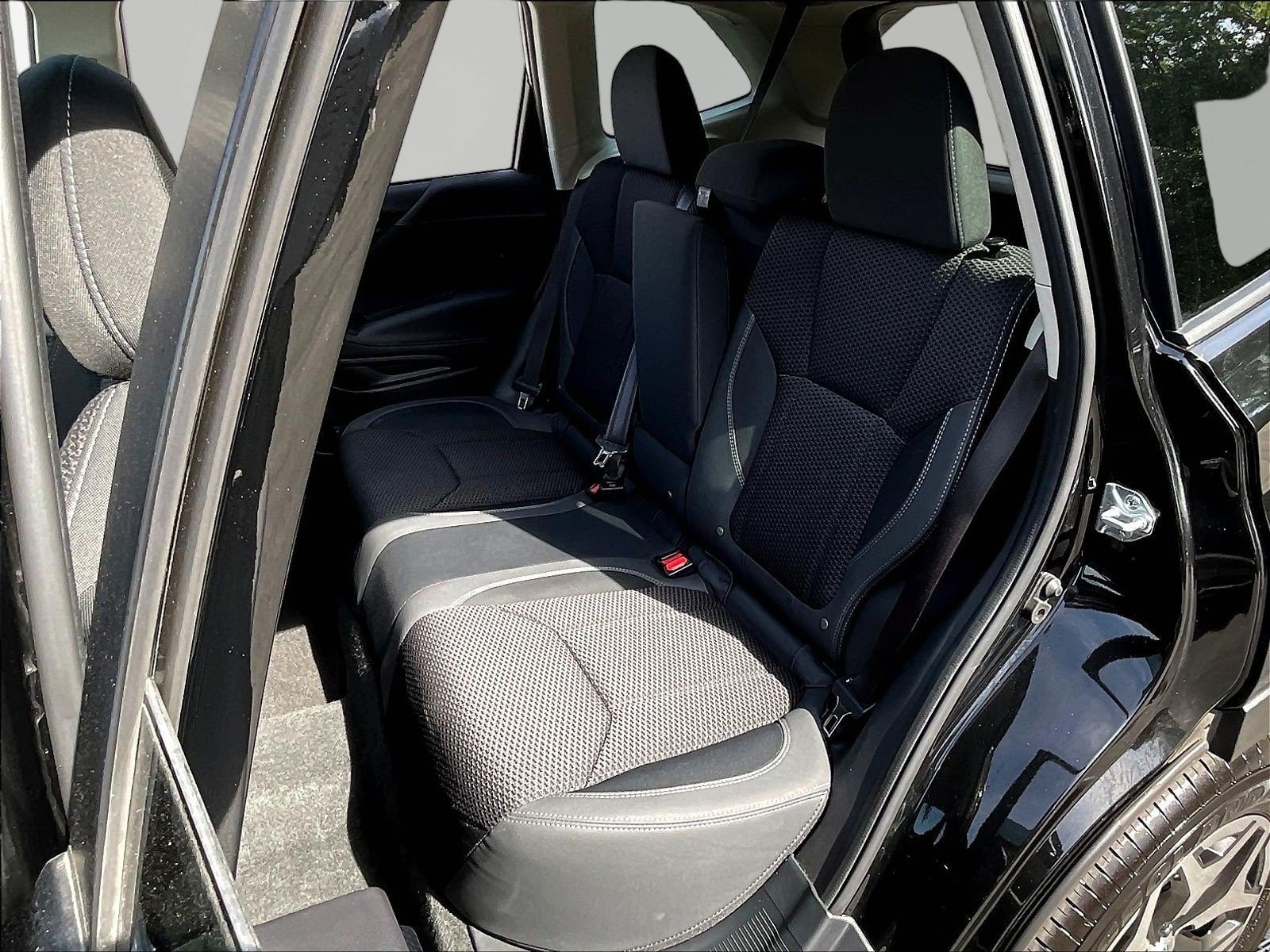 Used 2024 Subaru Forester Premium AWD/4WD image 21