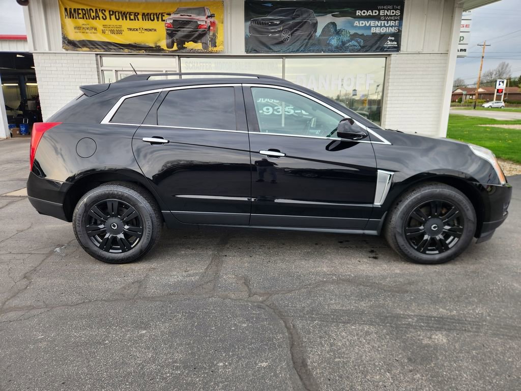 Used 2015 Cadillac SRX FWD image 2