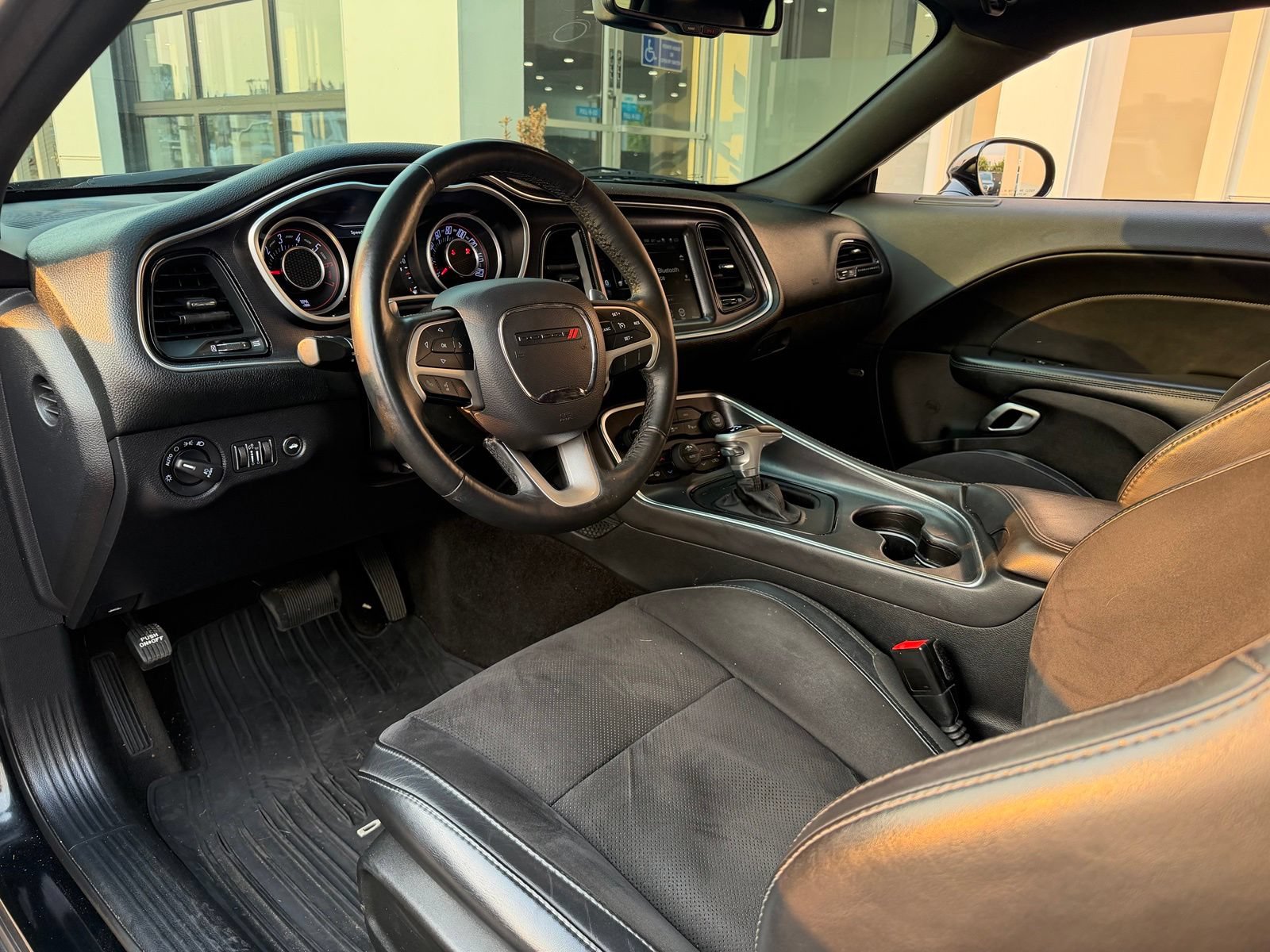 Used 2015 Dodge Challenger R/T Plus RWD image 13