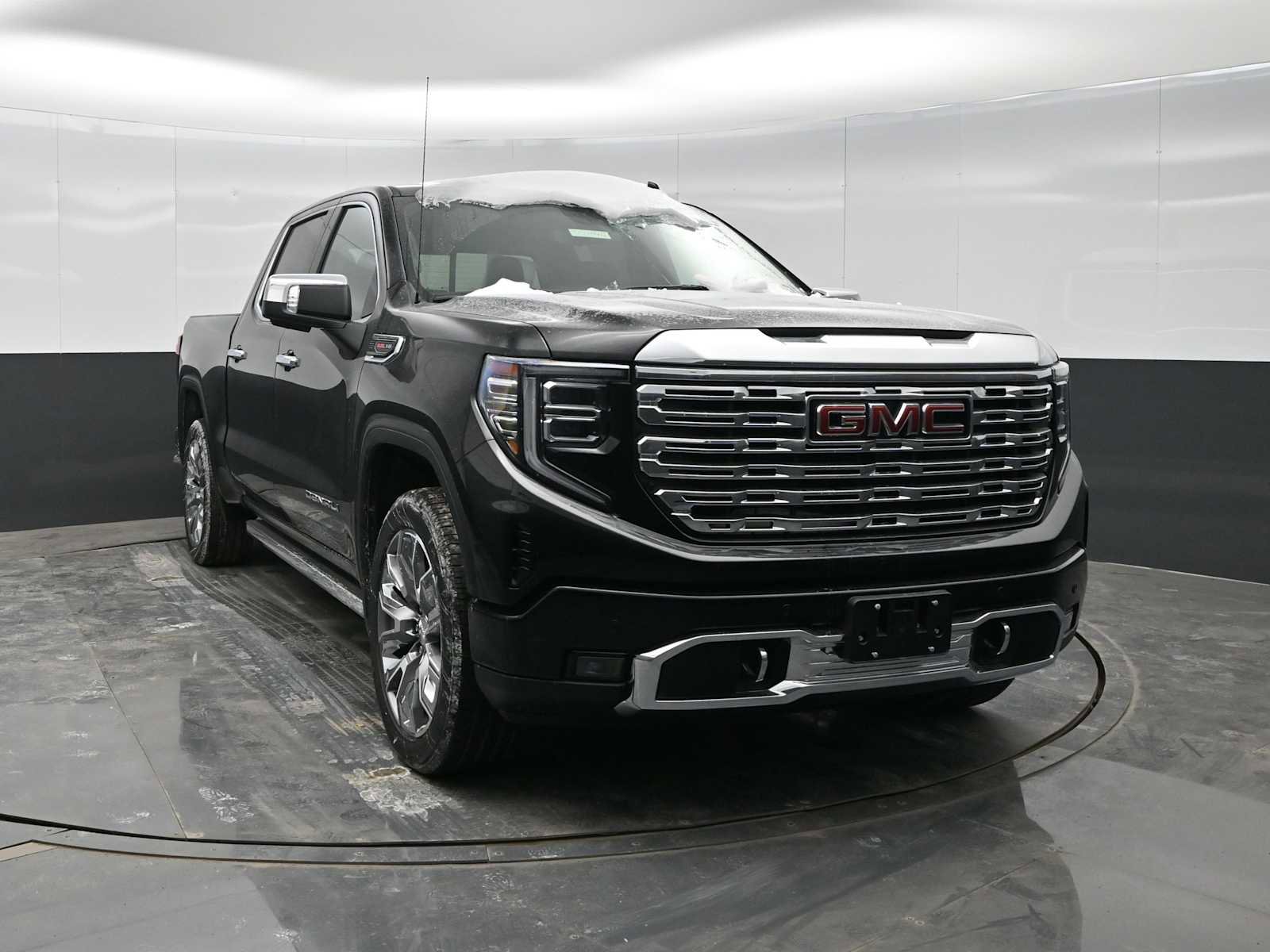 New 2026 GMC Sierra 1500 Denali w/ Denali Reserve Package video 2