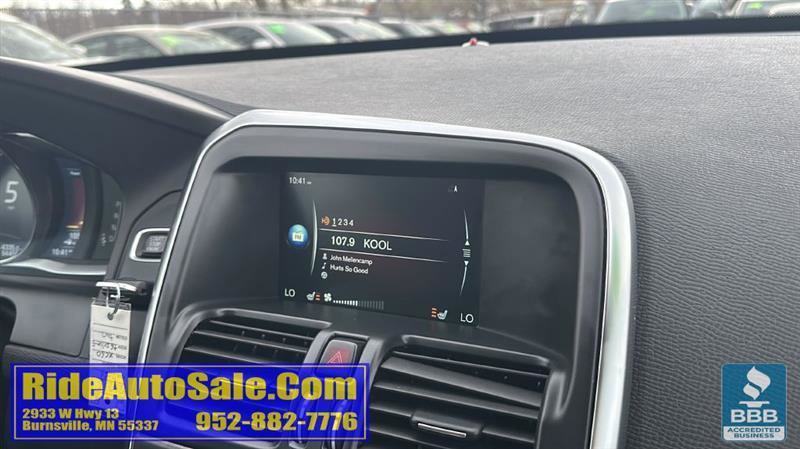 Used 2016 Volvo XC60 T6 w/ Proximity Package AWD/4WD image 39