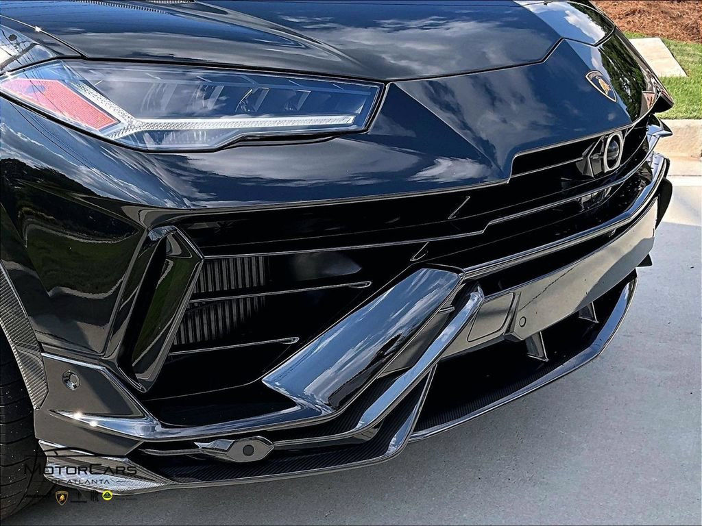 Used 2023 Lamborghini Urus Performante AWD/4WD image 28