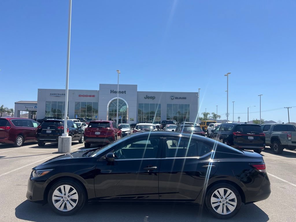 Used 2024 Nissan Sentra S FWD image 5