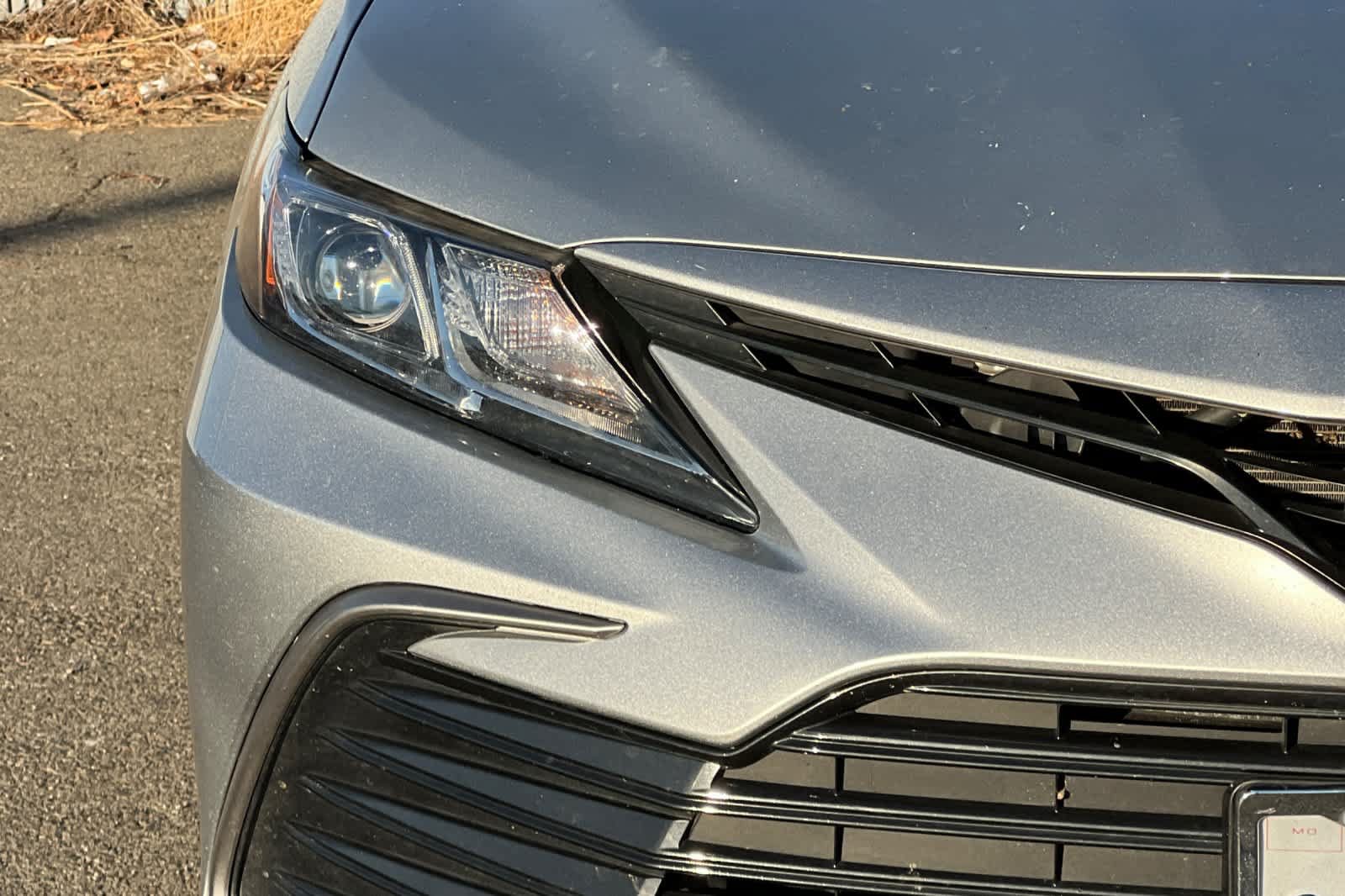 Used 2021 Toyota Camry LE w/ Cold Weather Package FWD image 17
