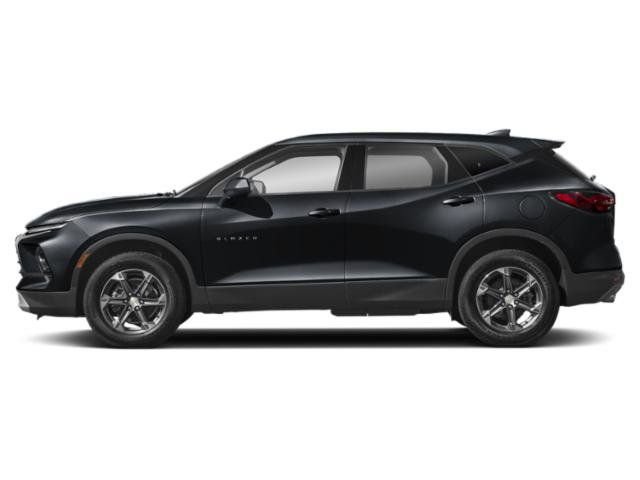 Used 2025 Chevrolet Blazer LT FWD image 3