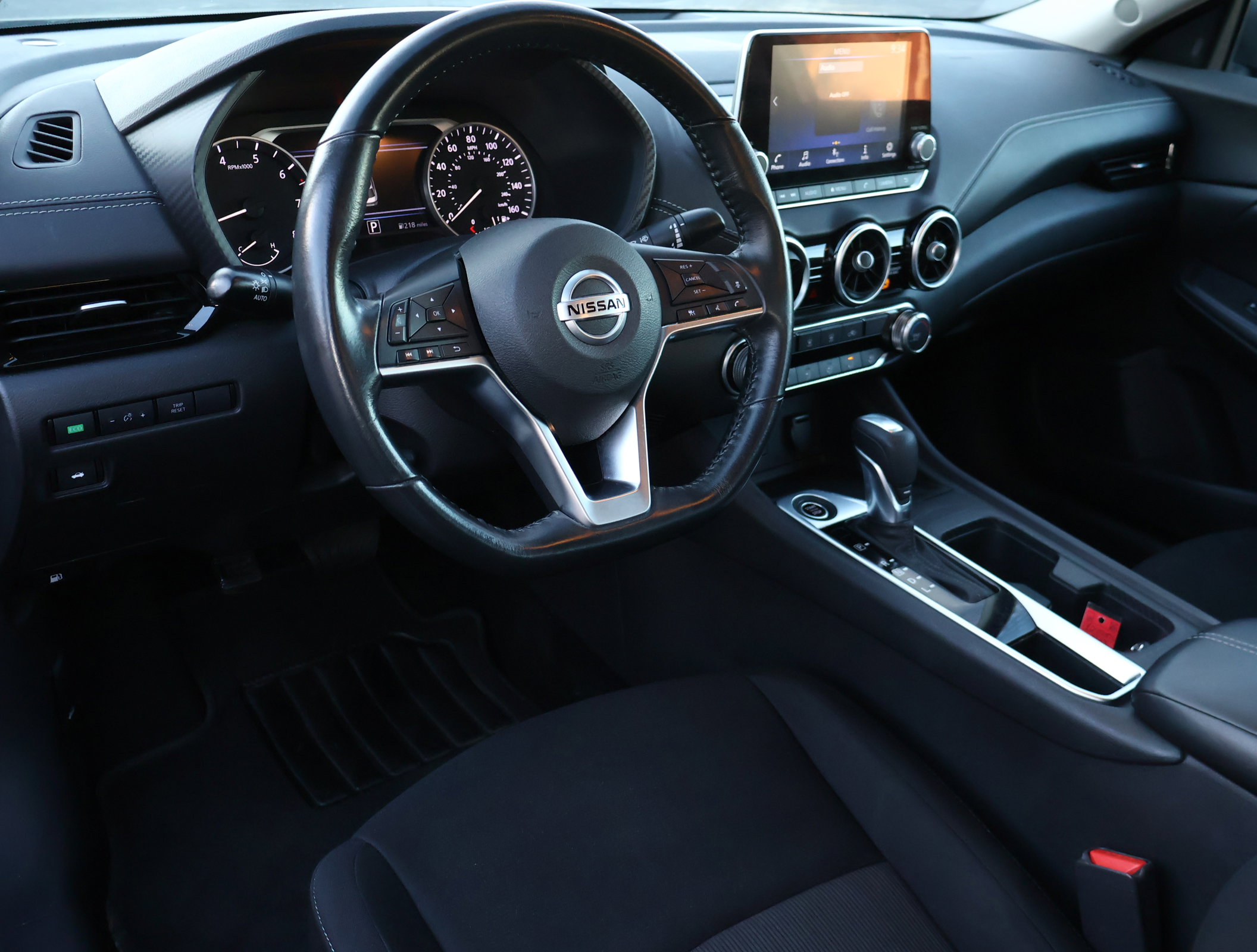 Used 2023 Nissan Sentra SV image 3