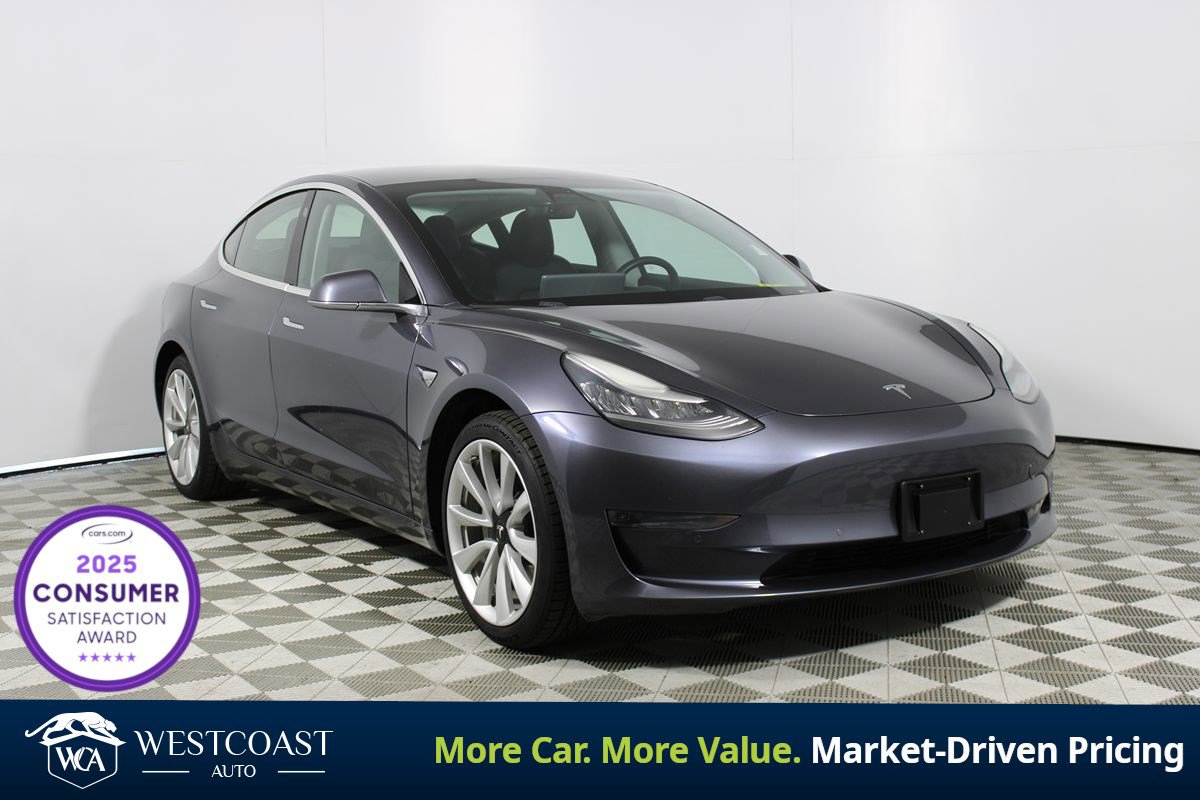 Used 2020 Tesla Model 3 Standard Range Plus image 1