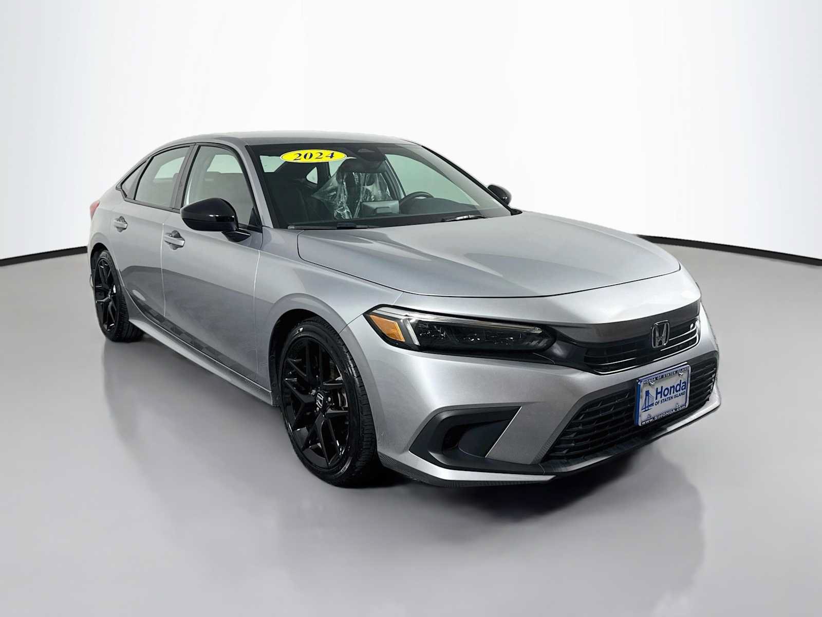 Used 2024 Honda Civic Sport image 1