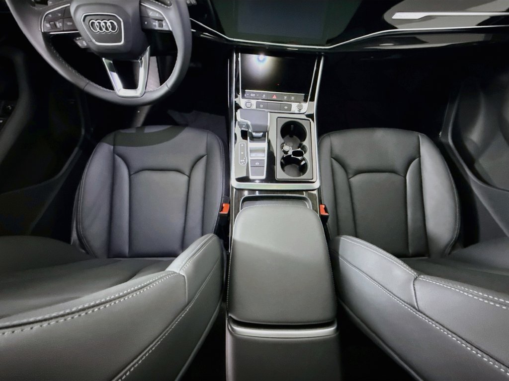 New 2026 Audi Q7 2.0T Premium AWD/4WD image 17